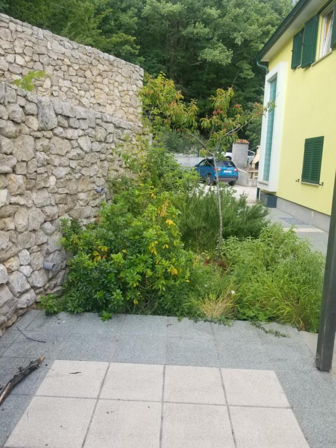 Primavera Omisalj Bagian luar foto